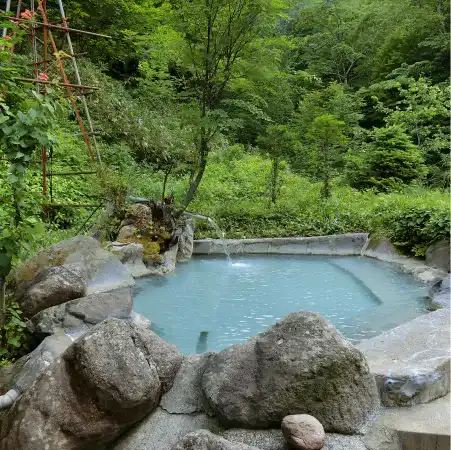 手白澤温泉の露天風呂