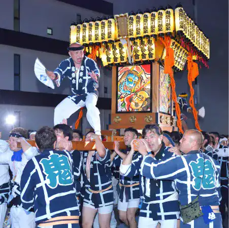 熱気に包まれる龍王祭